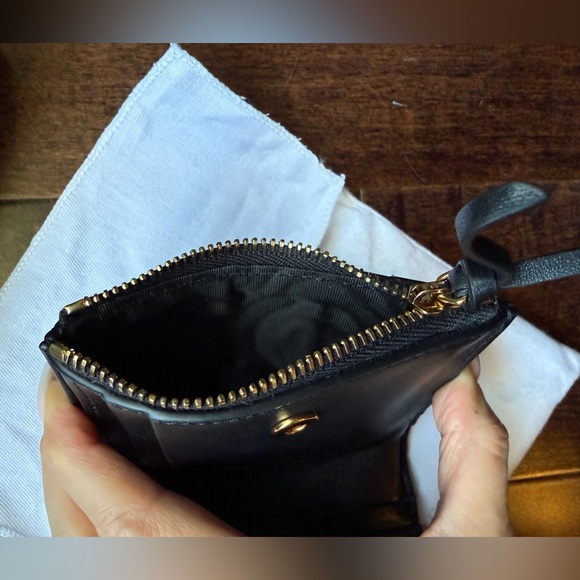 Versace Medusa Unico Quilted Lamb Leather Wallet - Picture 8 of 10